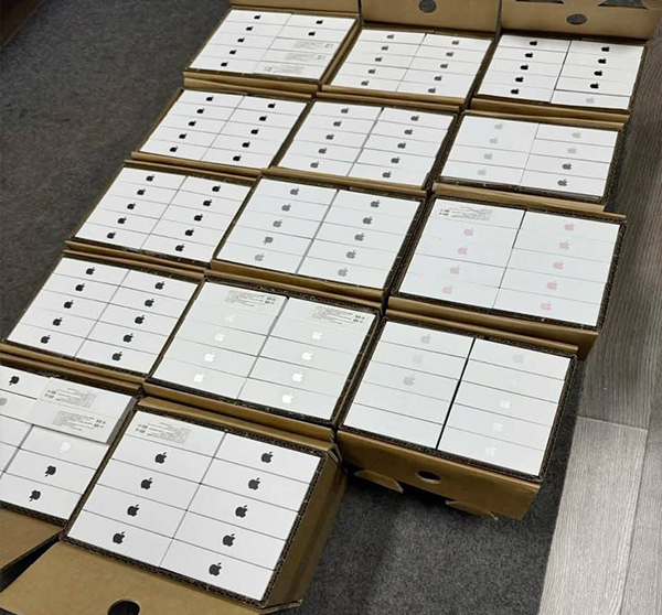 Cheapest iPhone Pallets